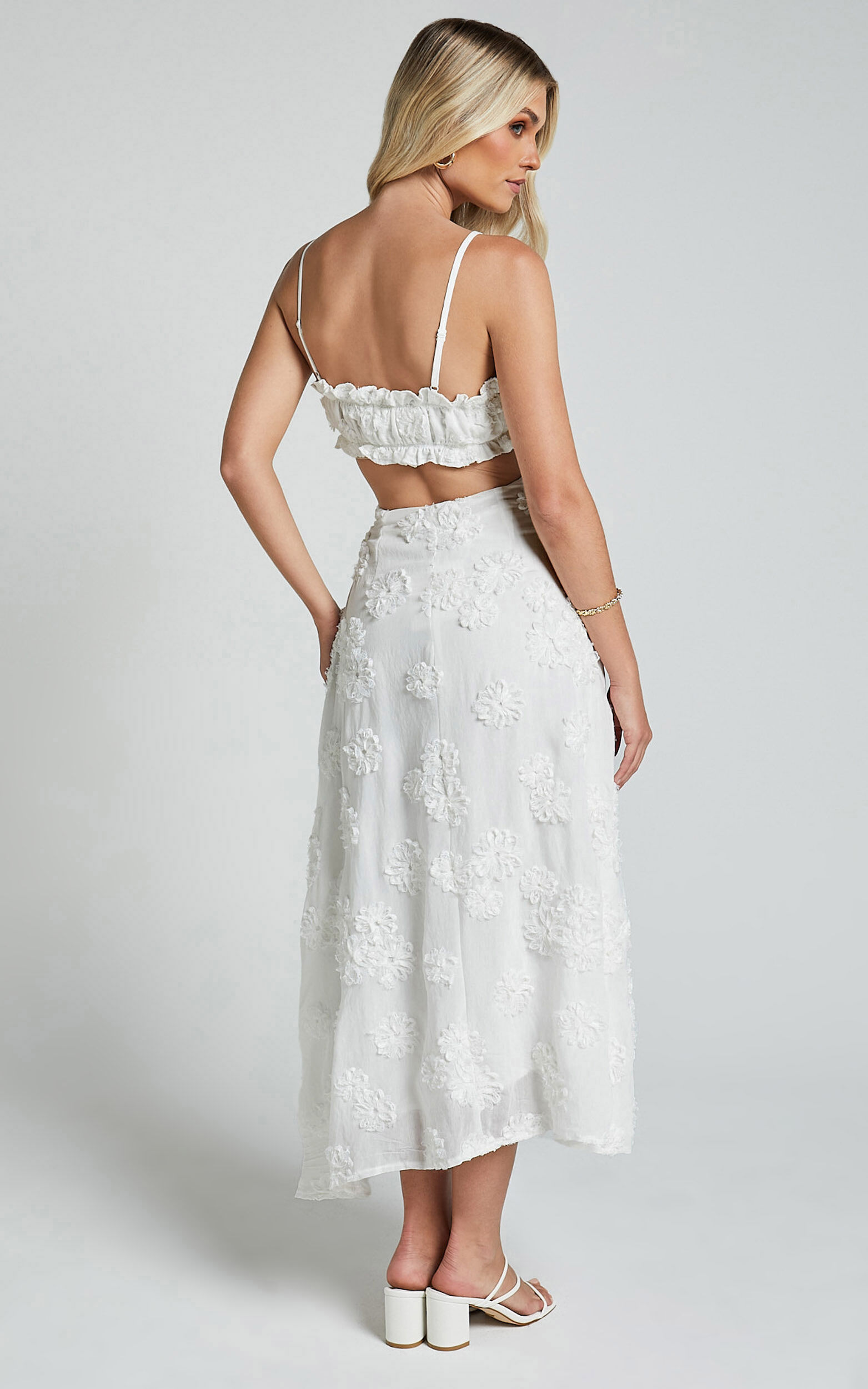 Crop top and long skirt 3d shop