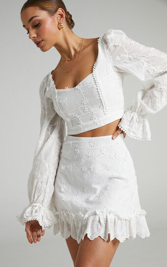 Johanna Embroidery Anglaise Longsleeve Top in White