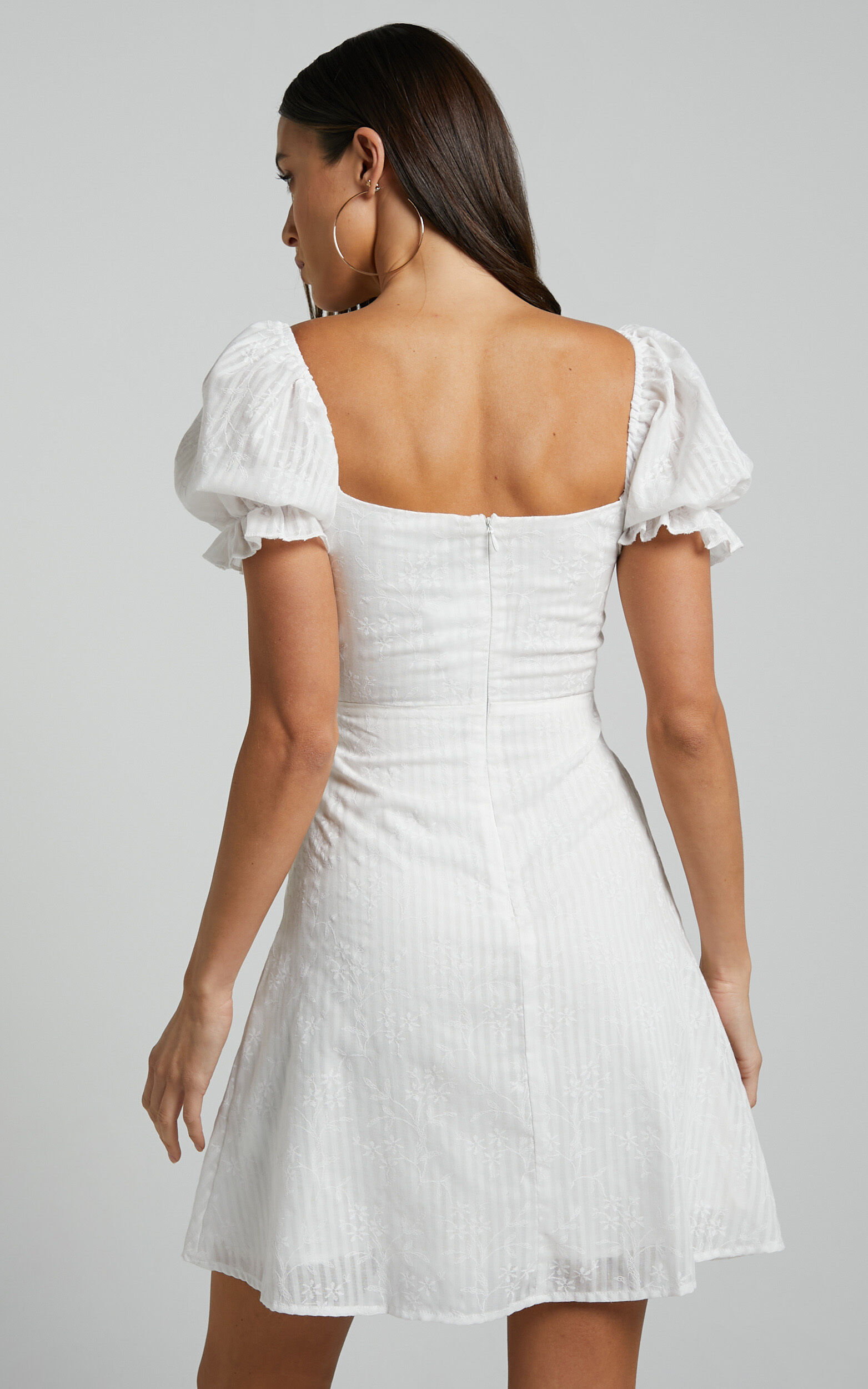Soft Mention Mini Dress Puff Sleeve Dress in White Floral