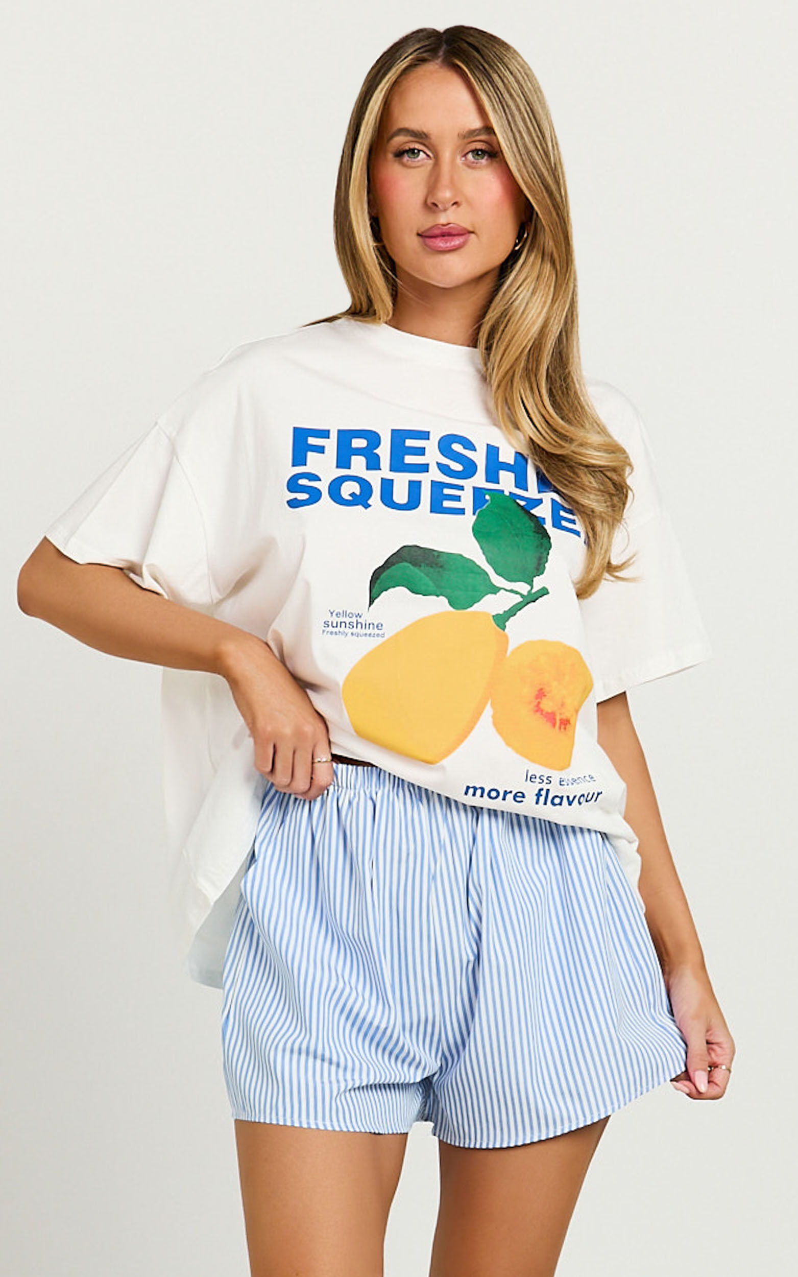 Gwen Two Piece Set - Freshly Squeezed T-shirt Set in White/Blue - 06, WHT1