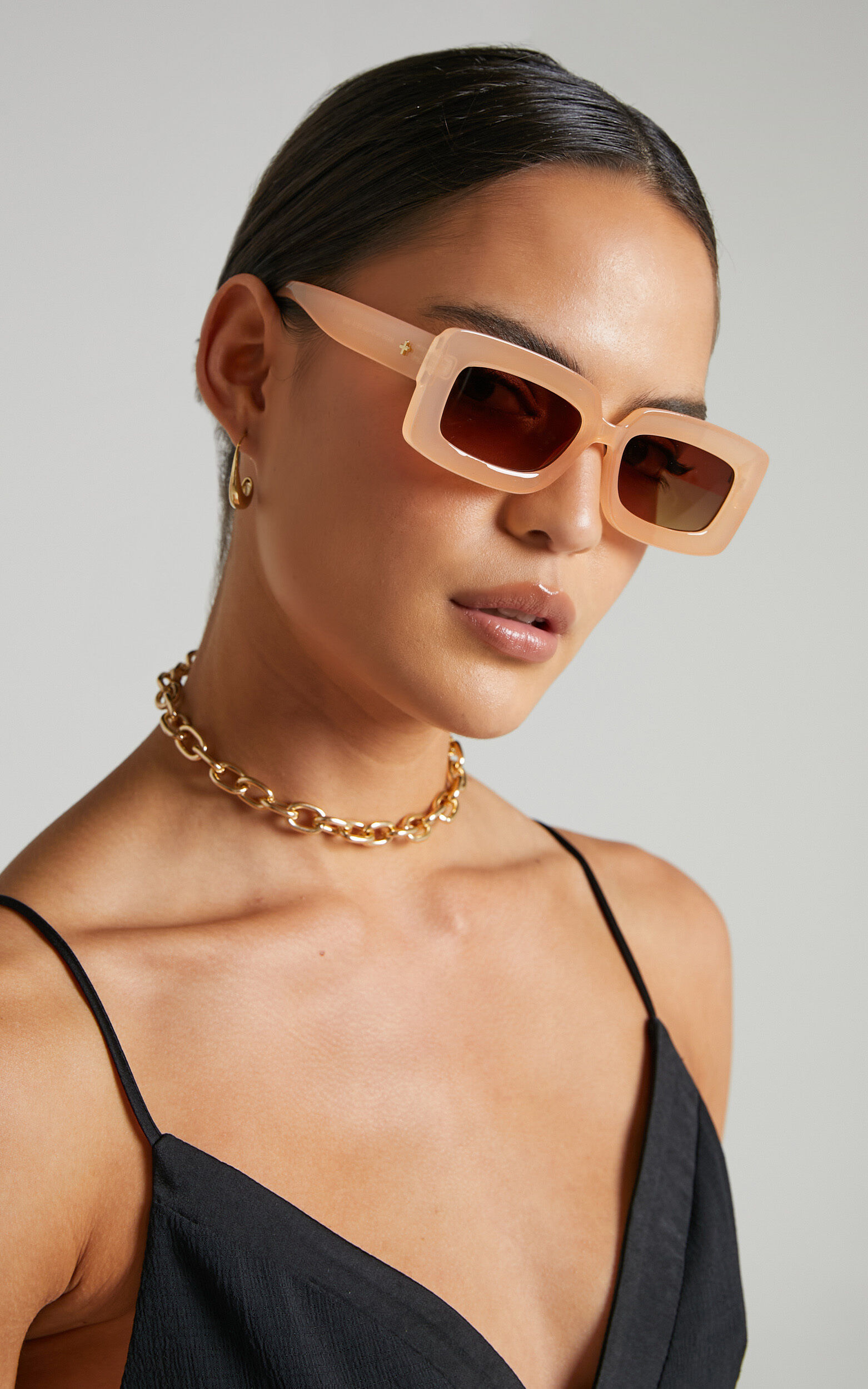 Peach sunglasses store