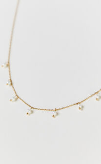 Portia Necklace - Multi Pearl Pendant Necklace in Gold