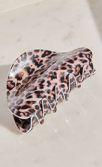 Polly Hair Clip - Small Printed Claw Clip in Leopard Print