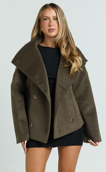 Yasmine Coat - Double Breasted High Neck Short Wool Like Coat in Mink