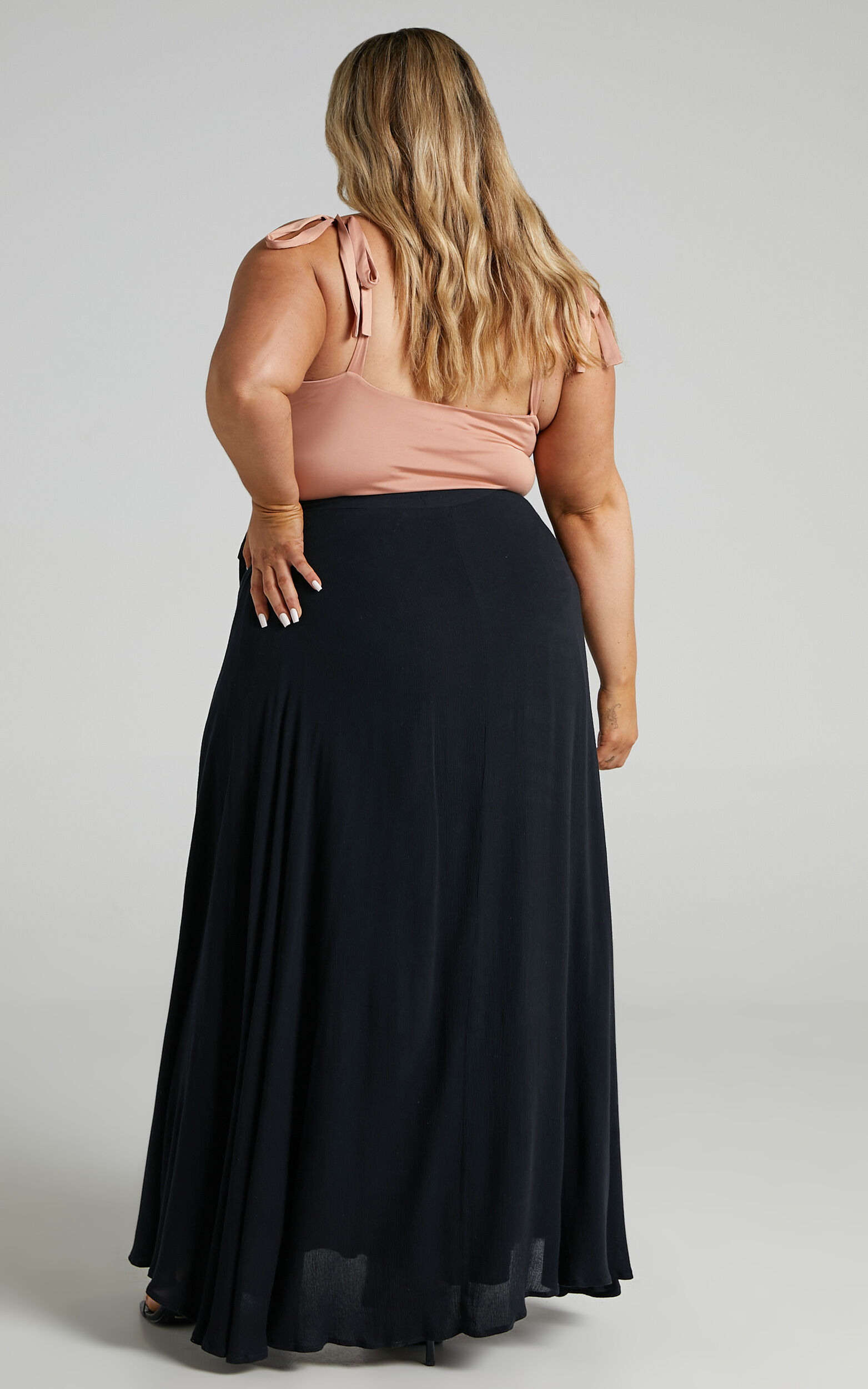 Plus size black maxi skirt online