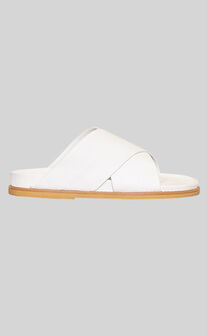 James Smith - La Sponda Slides in White