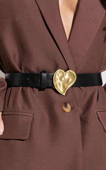 Mylo Belt - Thick Band Heart Detail Belt in Black