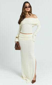 Calla Top - Long Sleeve Off Shoulder Top in Cream