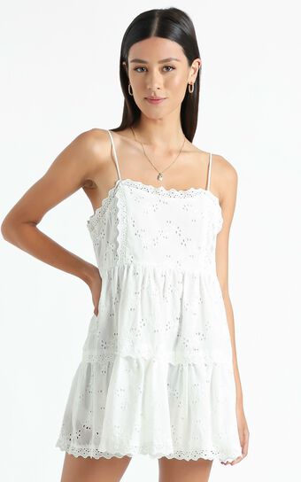 Hapi Dress in White