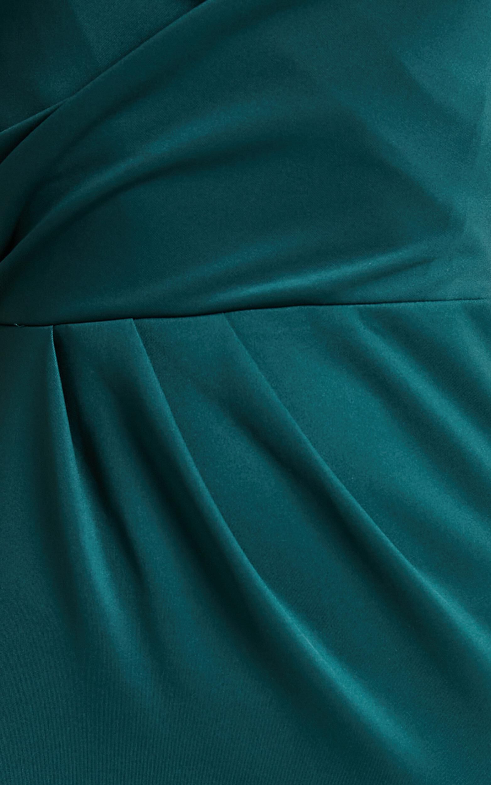Linking Love maxi Dress - Plunge Neck Slip Dress in Emerald | Showpo USA