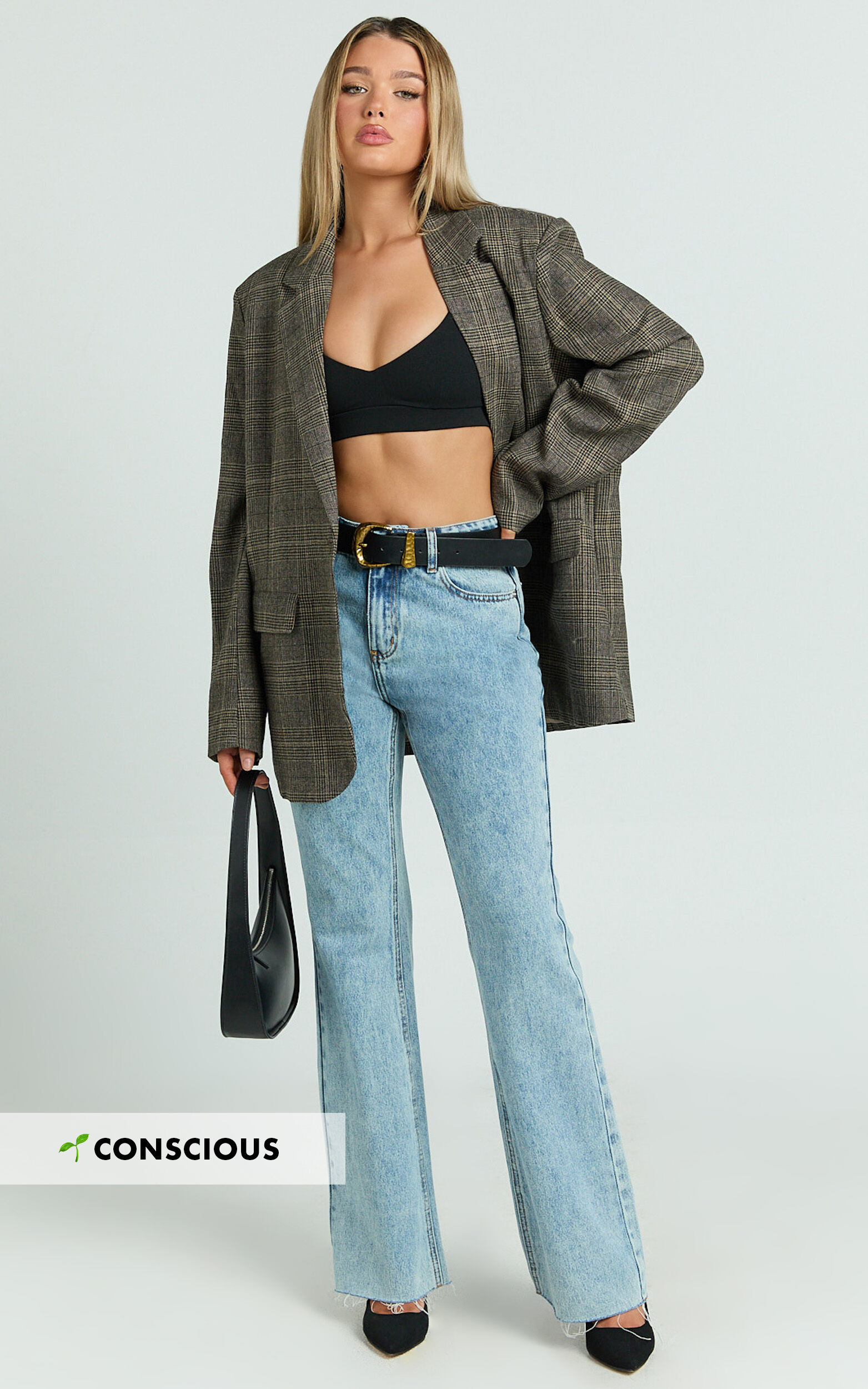 Jacqueline Jeans - High Waisted Relaxed Recycled Denim Bootcut Jeans in Mid Blue Wash - 06, BLU1