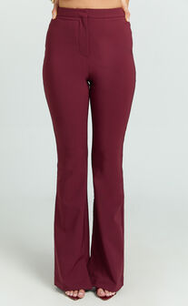Irene Pants - Mid Rise Split Hem Bootleg Pants in Wine