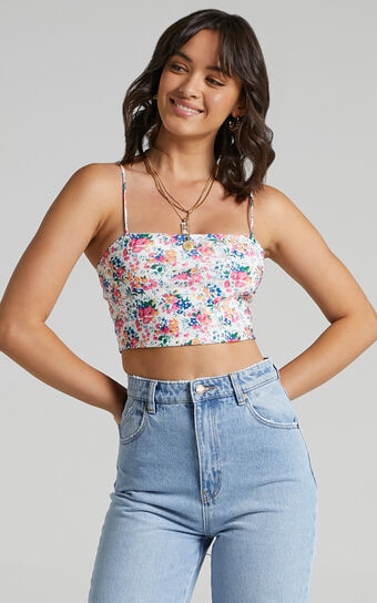 Modern Gal Top in Vivid Floral