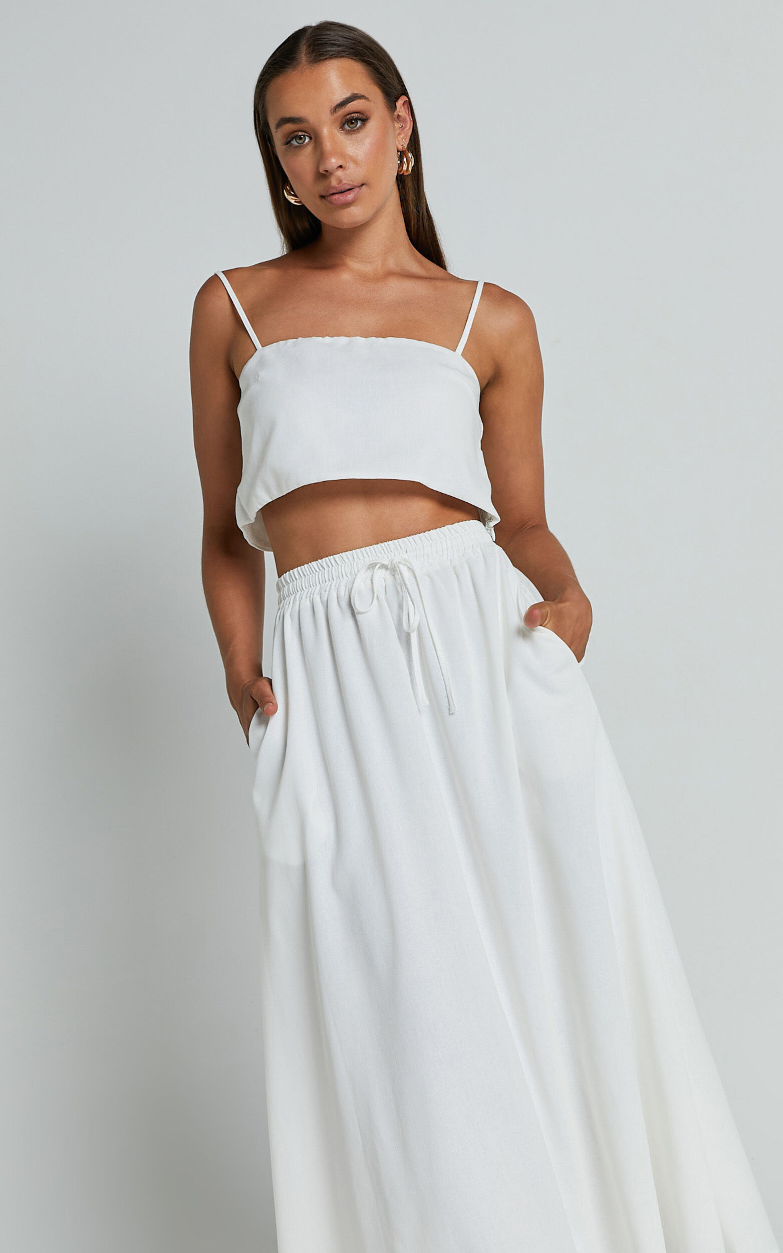 White linen top on sale skirt