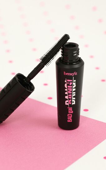 Benefit Cosmetics - BadGal Bang Mascara Mini in Black Micro