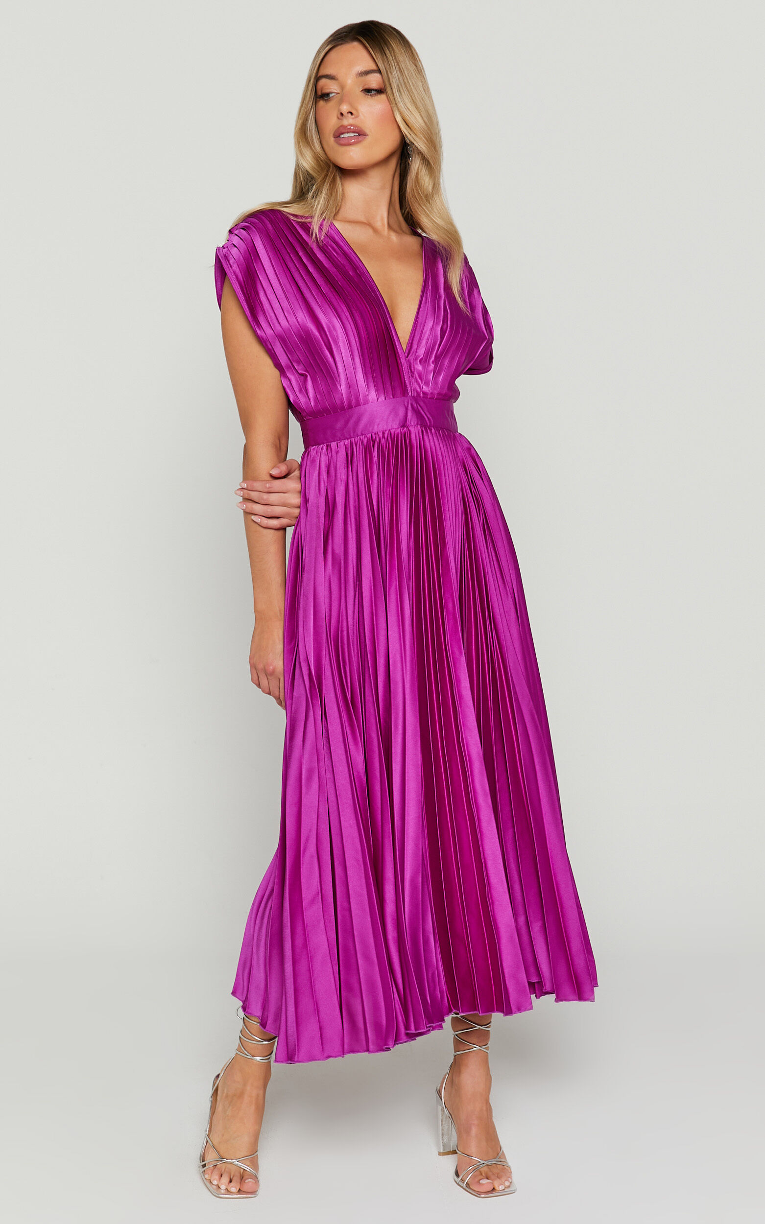New look mustard pleated hotsell dress