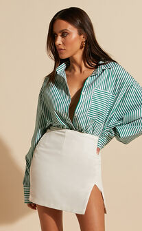 Jaycey Shirt - Long Sleeve Pocket Detail Shirt in Green Stripe