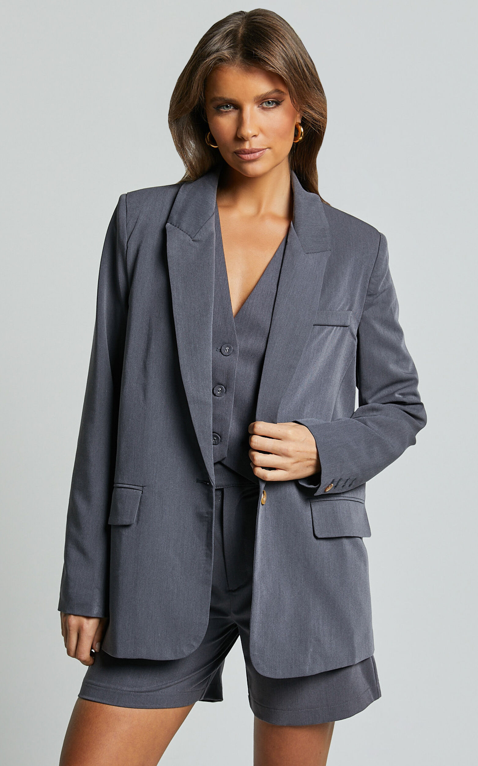 Caralina Blazer - Oversized Single Breasted Blazer in Charcoal - 04, GRY3