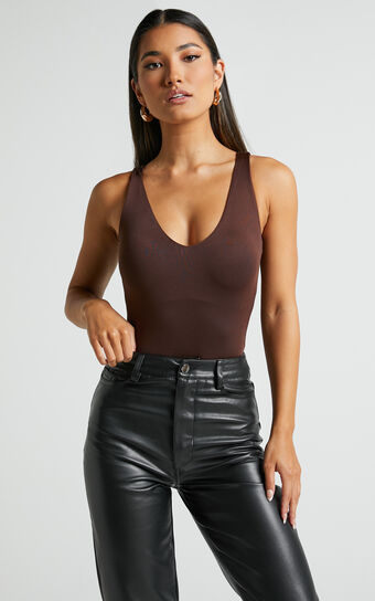 Kerrie Bodysuit - V Neck Bodysuit in Chocolate