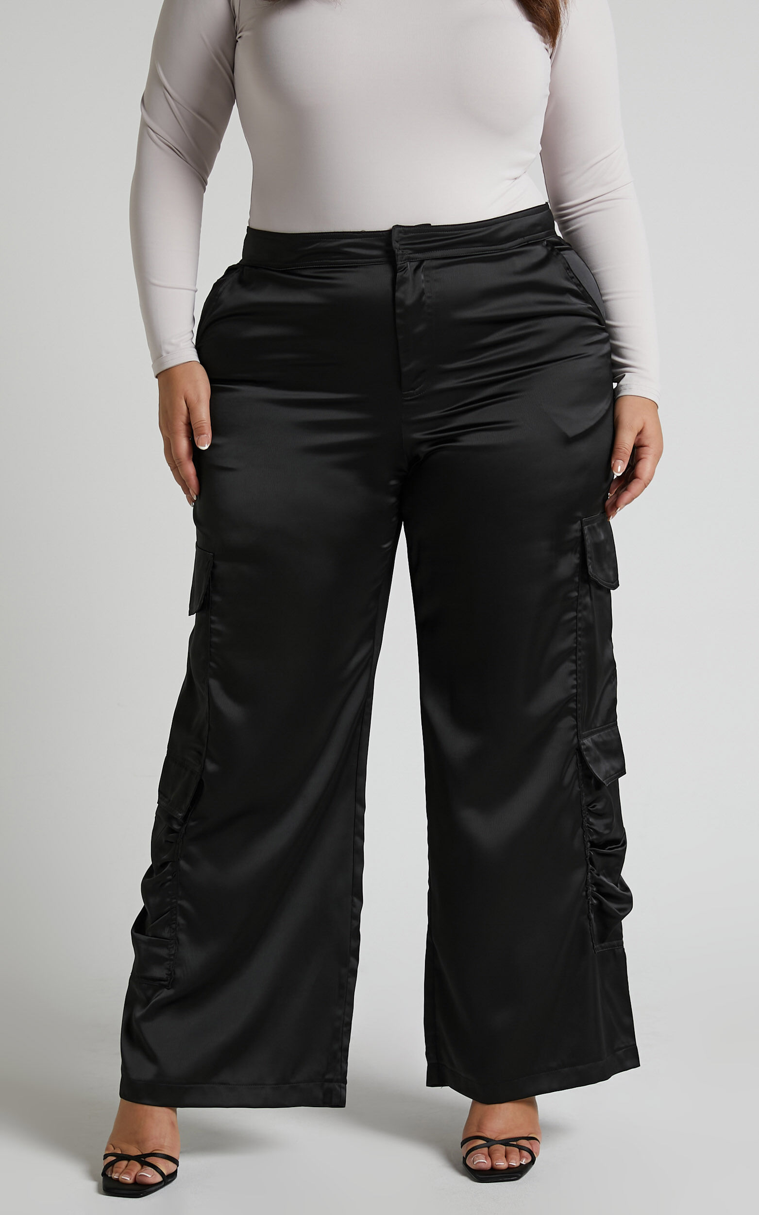 【SATIIIZ】Robel Track Nylon Cargo Pants SATIIIZ】Robel Track Nylon Cargo Pants (SATiiiZ/パンツ