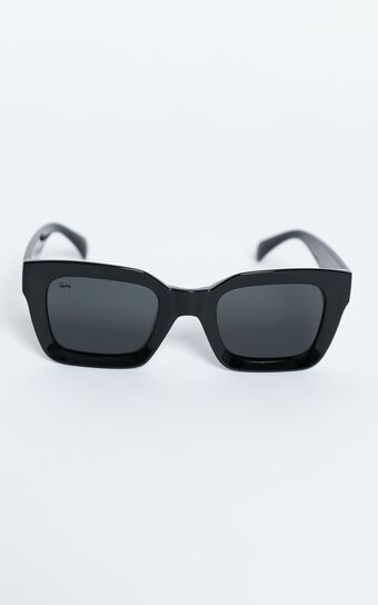 Reality Eyewear - Onassis Sunglasses in Black