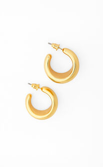 Thia Earrings in Gold