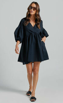 Akane Mini Dress - Linen Look V Neck 3/4 Sleeve Smock Dress in Black
