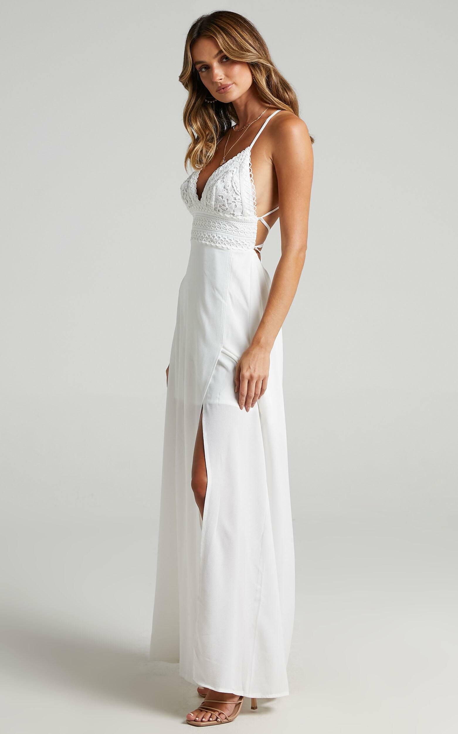 Running free maxi dress in white 2025