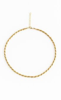 Cleo Twisted Necklace in Gold