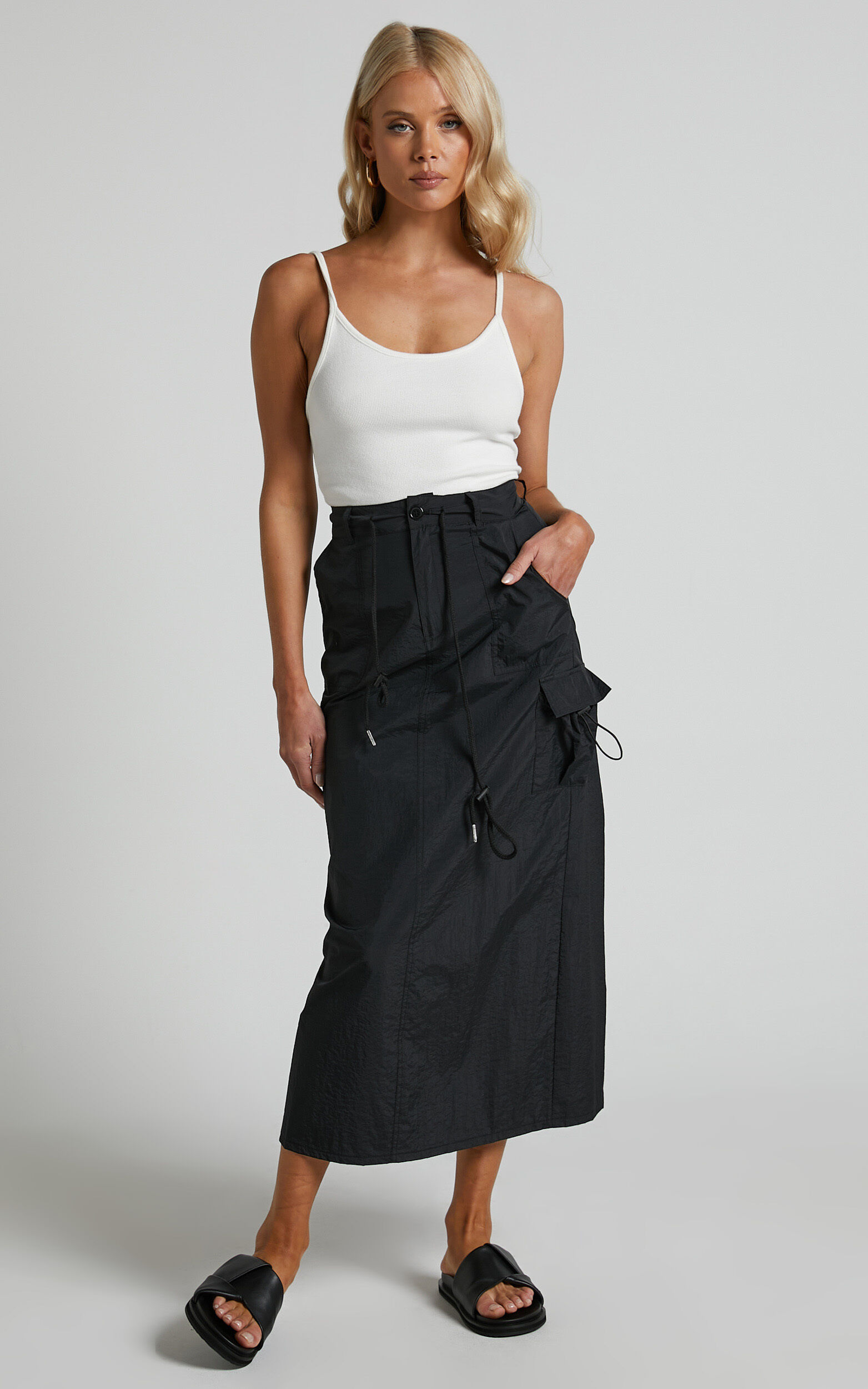 Cargo store tulle skirt