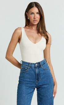 Jamie Bodysuit - V Neck Bodysuit in Cream