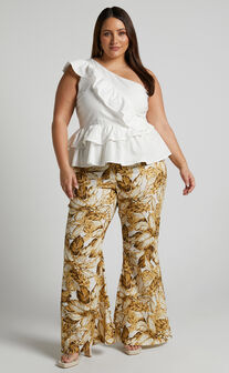 Amalie The Label - Lillian Linen Blend High Waisted Flare Pants in Frieja Print