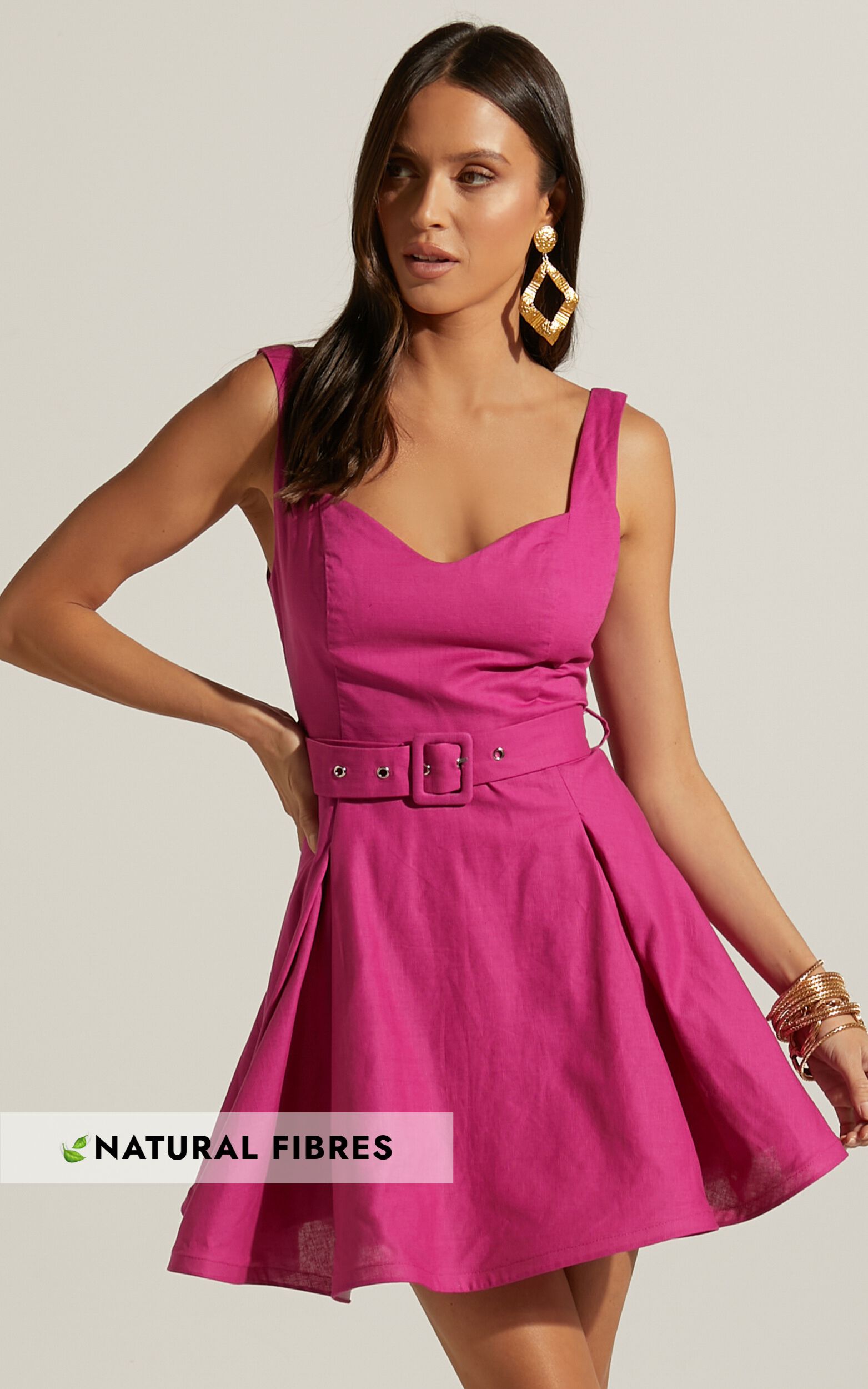 Amalie The Label - Aureiette Linen Blend Sweetheart Fit and Flare Mini Dress in Magenta - 06, PNK1