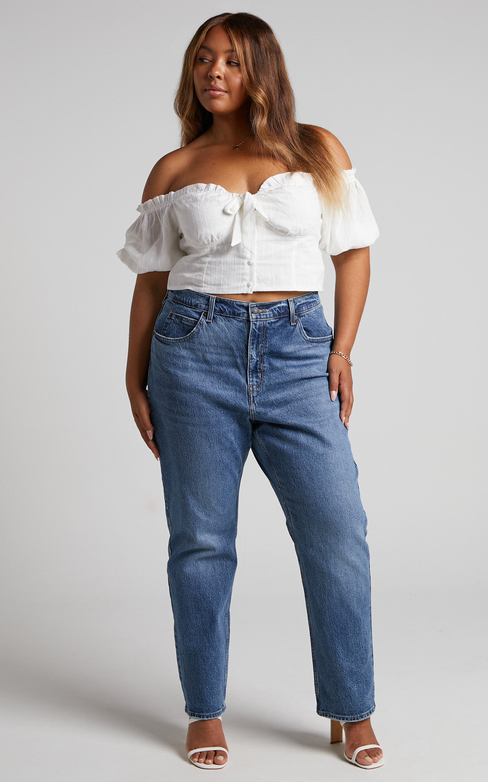 Levi curve hot sale jeans uk