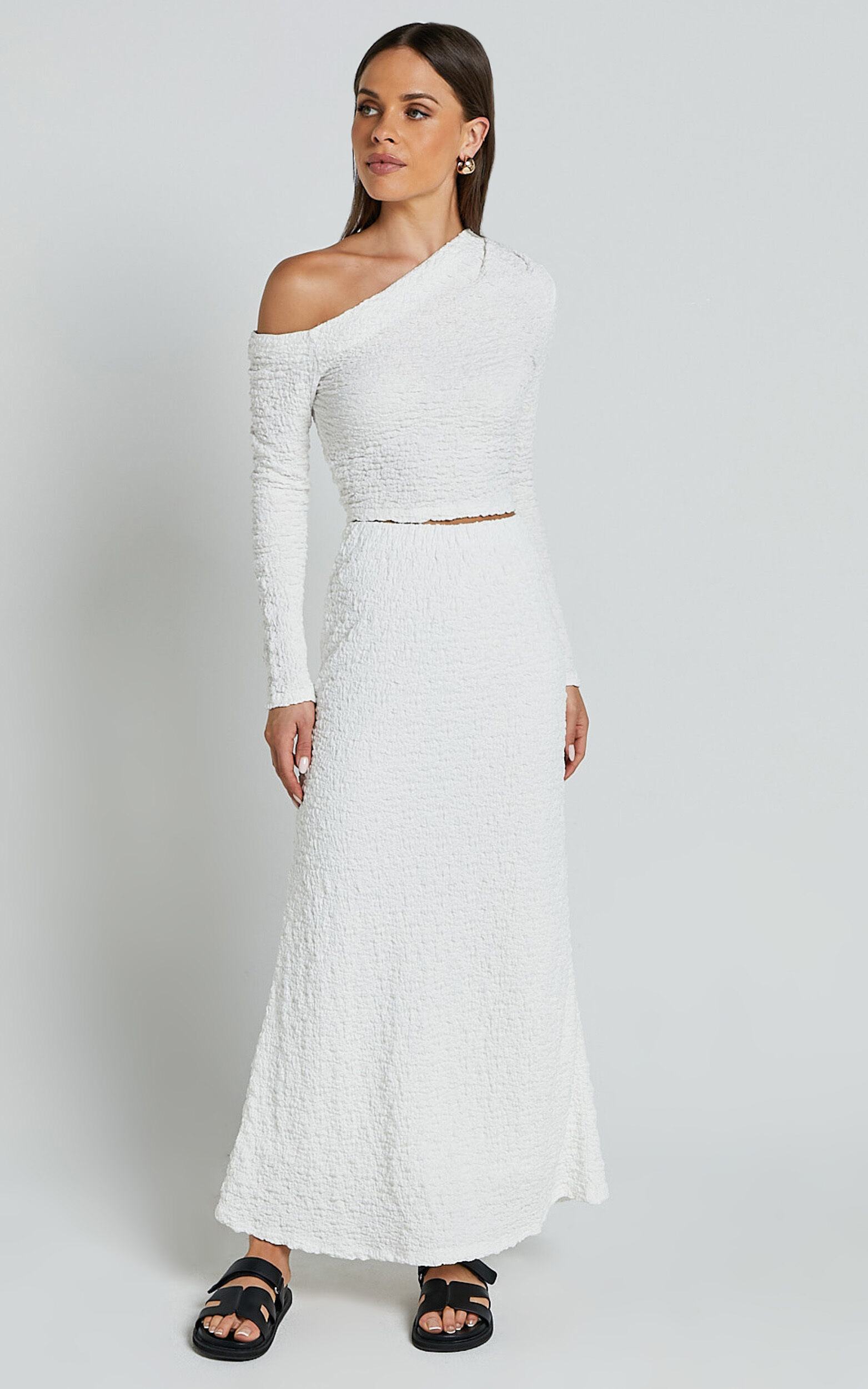 Long sleeve crop top formal store
