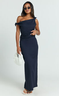 Ivy Top - Linen Off Shoulder Tie Top in Navy