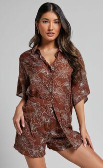 Alofi Top - Collared Button Through Short Sleeve Blouse in Brown Floral