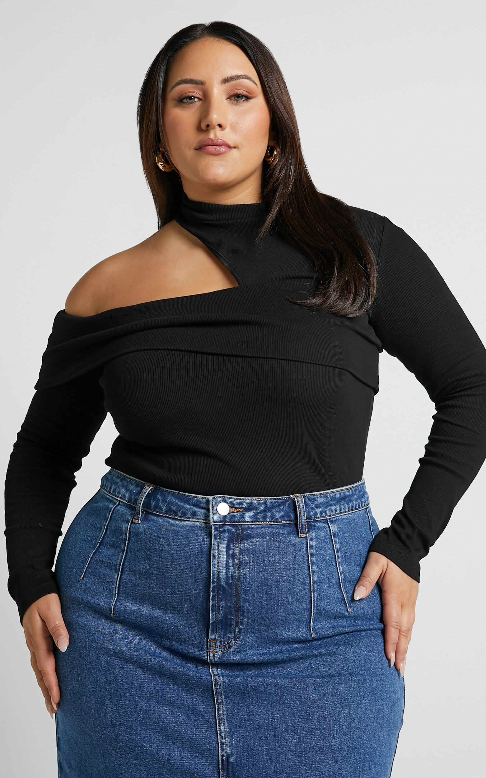 Asymmetrical cutout top online