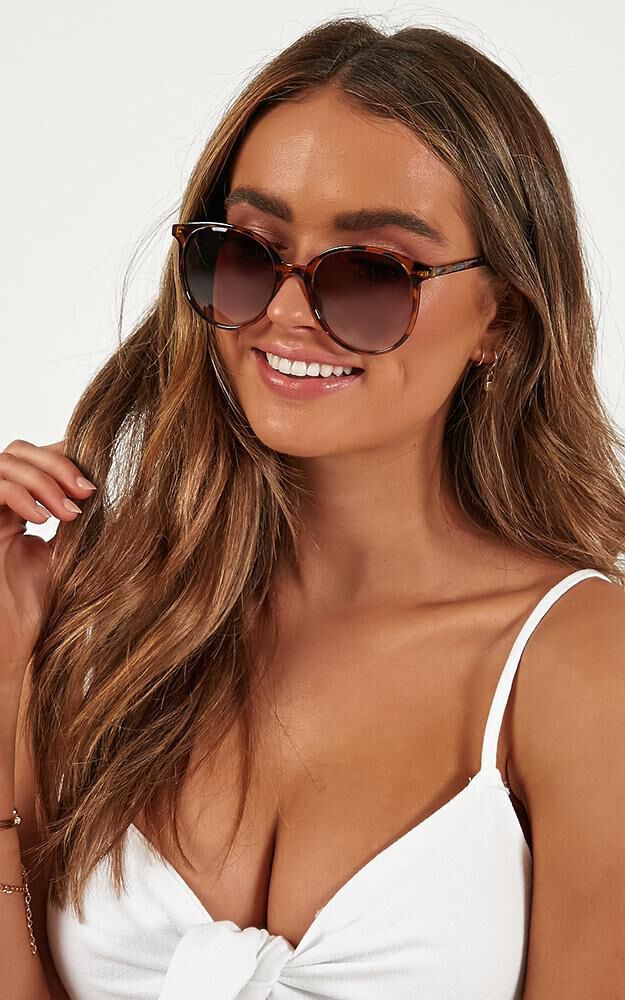 MinkPink Brightside Sunglasses In Black Rubber