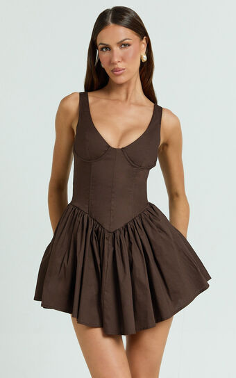 Ashlyn Mini Dress - Scoop Neck V Waist Gathered Dress in Chocolate