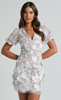 Wren Mini Dress - Puff Sleeve Bodycon 3d Garden Flowers Dress in White