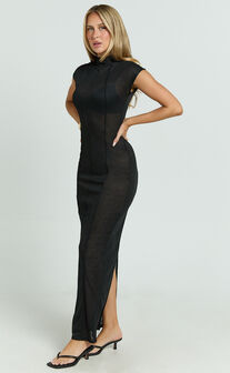 Lioness - Refined Maxi Dress in Onyx