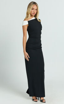Stacey Maxi Dress - Contrast Off Shoulder Dress in Black & White