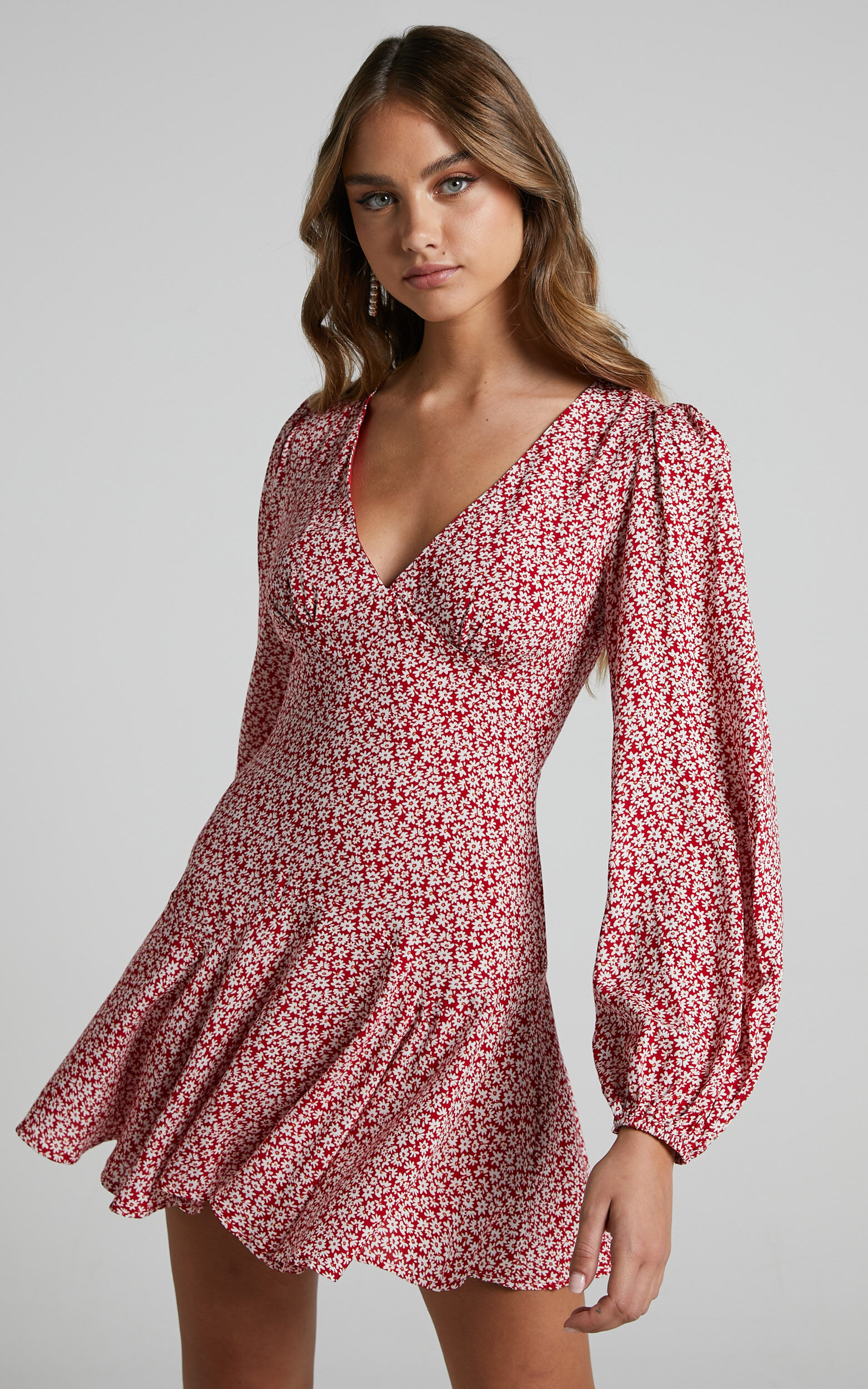 Riecha Mini Dress Long Sleeve V Neck Dress in Red Ditsy Floral