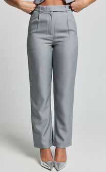 Kourtney Pants - Mid Waist Pleated Trousers in Grey