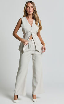 Gwyneth Pants - Mid Waist Tailored Trousers in Stone