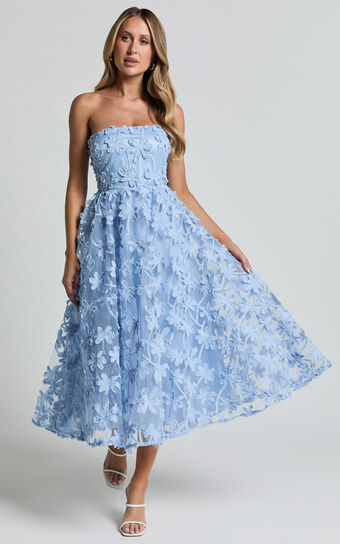 Rheiva Midi Dress - Strapless 3D Embroidery Midi Dress in SOFT BLUE