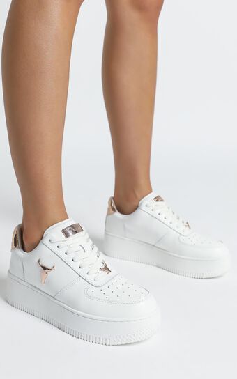 Windsor Smith - Rich Sneakers in White Leather and Rose Gold