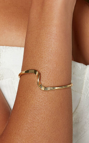 Ivy Irregular Shaped Bracelet Cuff in Gold