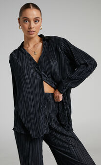 Beca Shirt - Plisse Button Up Shirt in Black
